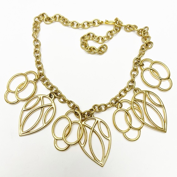 Vintage Monet Signed Geometric Large Charm Chain Collar Necklace Goldtone - Picture 3 of 4